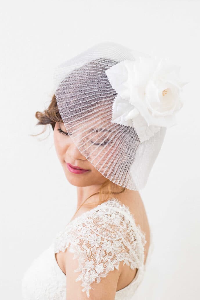 shooting_inspiration_mariage_coiffure_maquillage_makeup_hairstyle_robes_de_mariee_accessoires_bride_wedding_blog_01-3801840