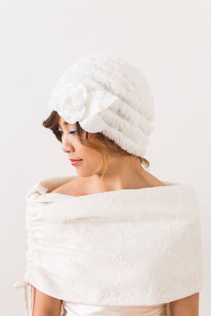 shooting_inspiration_mariage_coiffure_maquillage_makeup_hairstyle_robes_de_mariee_accessoires_bride_wedding_blog_15-3016372