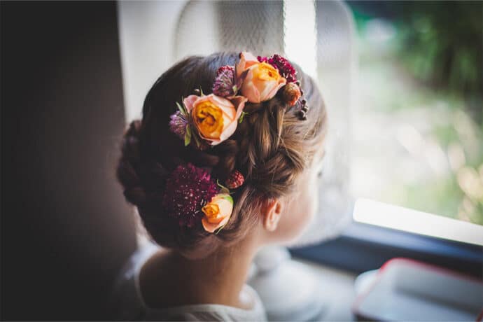 shooting_inspiration_coiffures_couronne_de_fleurs_enfants_fille_cortege_blog_mariage_14-7511990