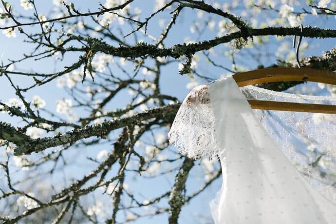 shooting_inspiration_mariage_foret_bois_champetre_violet_mauve_decoration_florale_photographe_blog_01-3156357