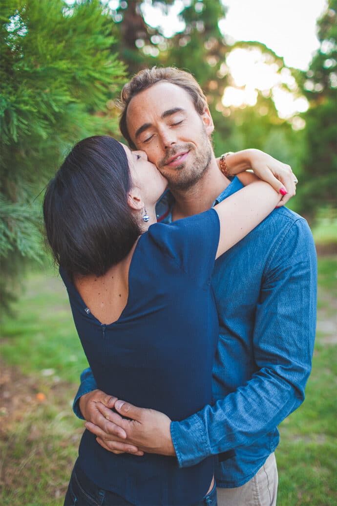 camille_marciano_seance_couple_engagement_anais_gildas_photographe_mariage_blog_08-4277128