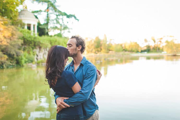 camille_marciano_seance_couple_engagement_anais_gildas_photographe_mariage_blog_14-3119043