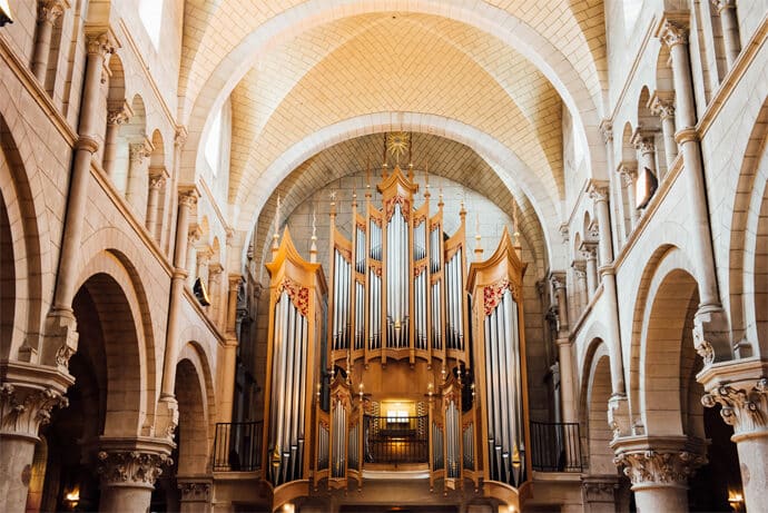 mariage_lucile_et_guillaume_centre_val_de_loire_loiret_lieu_de_reception_decoration_photographe_blog_24-6015778