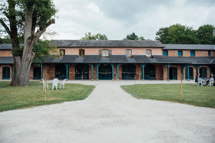 mariage_lucile_et_guillaume_centre_val_de_loire_loiret_lieu_de_reception_decoration_photographe_blog_33-5251754