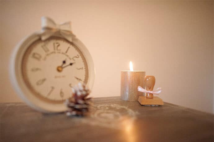 shooting_inspiration_mariage_hiver_noel_decoration_florale_papeterie_robes_de_mariee_photographe_videaste_blog_02-6178399