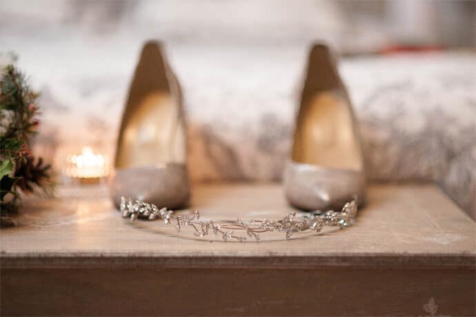 shooting_inspiration_mariage_hiver_noel_decoration_florale_papeterie_robes_de_mariee_photographe_videaste_blog_07-5763727