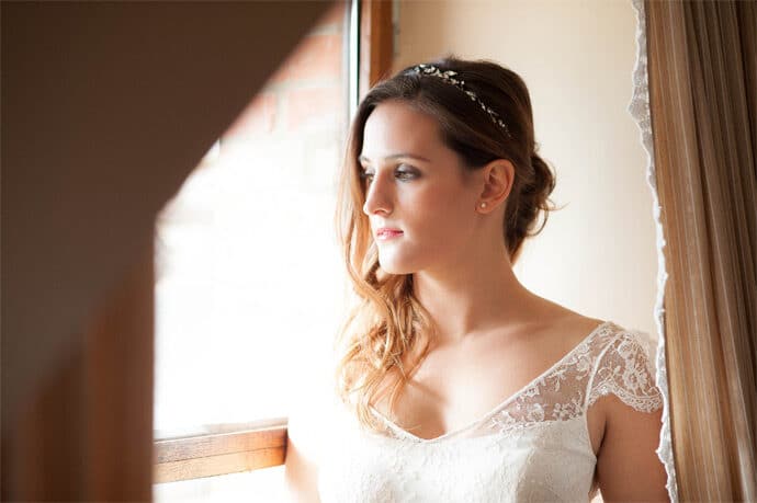 shooting_inspiration_mariage_hiver_noel_decoration_florale_papeterie_robes_de_mariee_photographe_videaste_blog_16-2318043