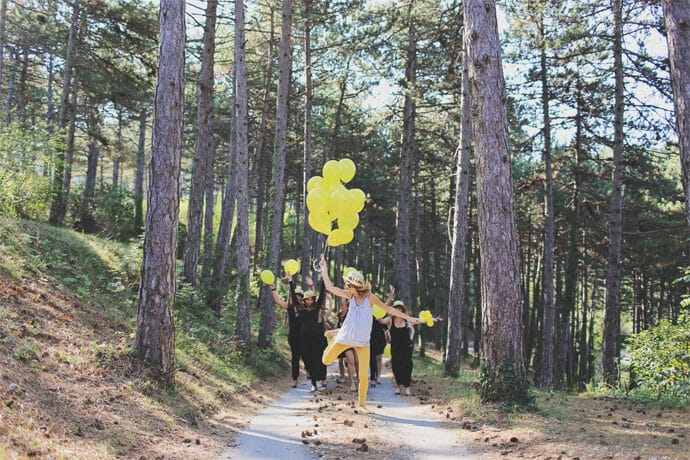 evjf_enterrement_de_vie_de_jeune_fille_village_mirmande_drome_blog_mariage_04-8076761