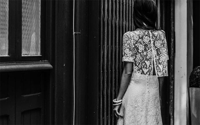 laure_de_sagazan_collection_2016_robes_de_mariee_paris_boheme_retro_blog_mariage_07-2639431