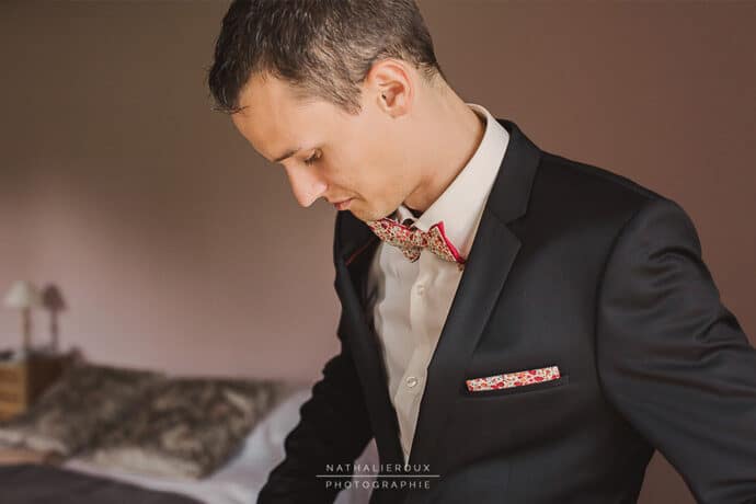 le_mariage_champetre_audrey_et_remi_rhone_alpes_robe_de_mariee_laure_de_sagazan_decoration_photographe_blog_26-3664809