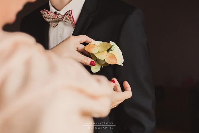 le_mariage_champetre_audrey_et_remi_rhone_alpes_robe_de_mariee_laure_de_sagazan_decoration_photographe_blog_27-8648380