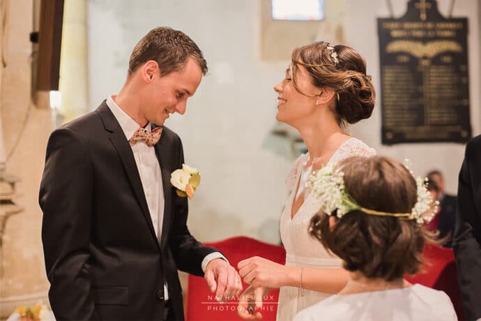 le_mariage_champetre_audrey_et_remi_rhone_alpes_robe_de_mariee_laure_de_sagazan_decoration_photographe_blog_43-3095575