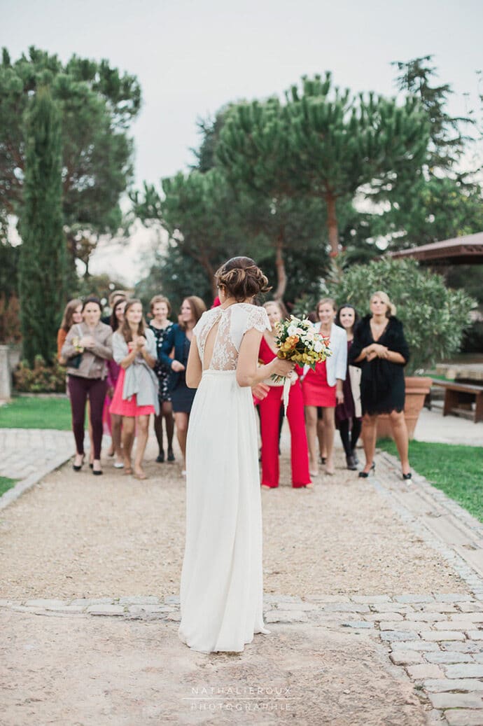 le_mariage_champetre_audrey_et_remi_rhone_alpes_robe_de_mariee_laure_de_sagazan_decoration_photographe_blog_78-6073028