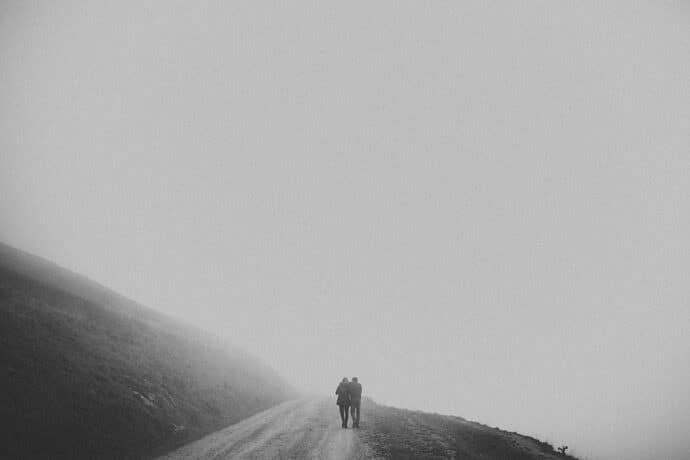love_session_de_fanny_et_corentin_dans_les_pyrenees_nouvelle_aquitaine_photographe_wedding_blog_mariage_donnemoitamain_05-8198562