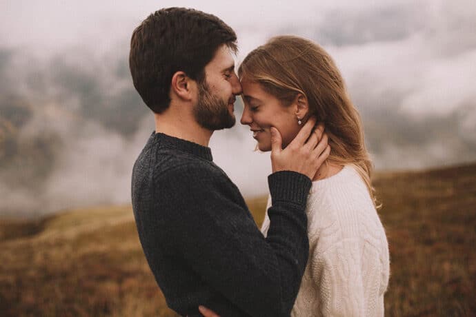 love_session_de_fanny_et_corentin_dans_les_pyrenees_nouvelle_aquitaine_photographe_wedding_blog_mariage_donnemoitamain_18-9243825