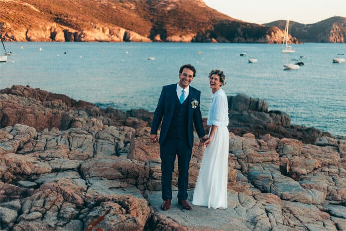 le_mariage_olympe_et_pierre_corse_theme_nature_robe_de_mariee_adelie-metayer_decoration_photographe_blog_104-9547725