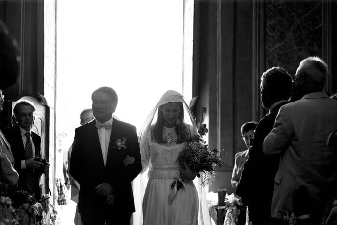 le_mariage_olympe_et_pierre_corse_theme_nature_robe_de_mariee_adelie-metayer_decoration_photographe_blog_41-1076747