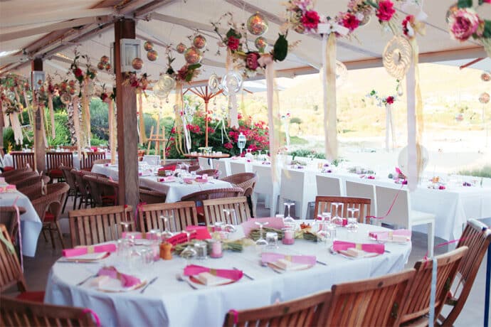 le_mariage_olympe_et_pierre_corse_theme_nature_robe_de_mariee_adelie-metayer_decoration_photographe_blog_80-9150223