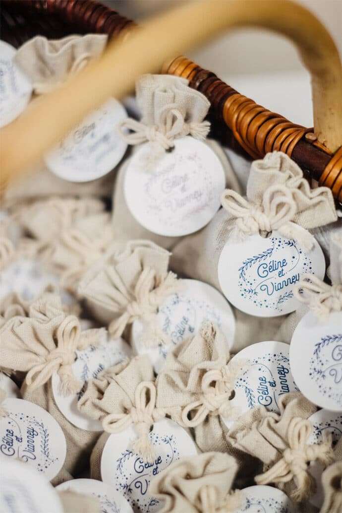 mariage_celine_vianney_lafermedarmenon_iledefrance_weddingplanner_decoration_champetre_ethique_ecoresponsable_photographe_guillaume_blanchon_blog_mariage_49-6625577