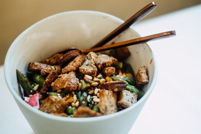 mariage_celine_vianney_lafermedarmenon_iledefrance_weddingplanner_decoration_champetre_ethique_ecoresponsable_photographe_guillaume_blanchon_blog_mariage_61-3889051