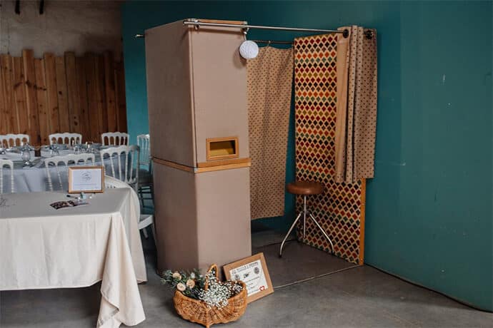 mariage_celine_vianney_lafermedarmenon_iledefrance_weddingplanner_decoration_champetre_ethique_ecoresponsable_photographe_guillaume_blanchon_blog_mariage_63-9483865