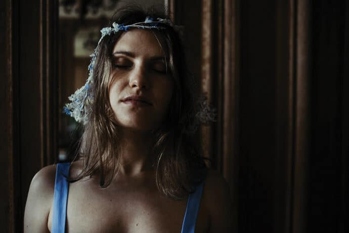 robes_de_mariee_adelie_metayer_collection_chiffons_bleus_paris_wedding_blog_mariage_donne_moi_ta_main_39-8956276