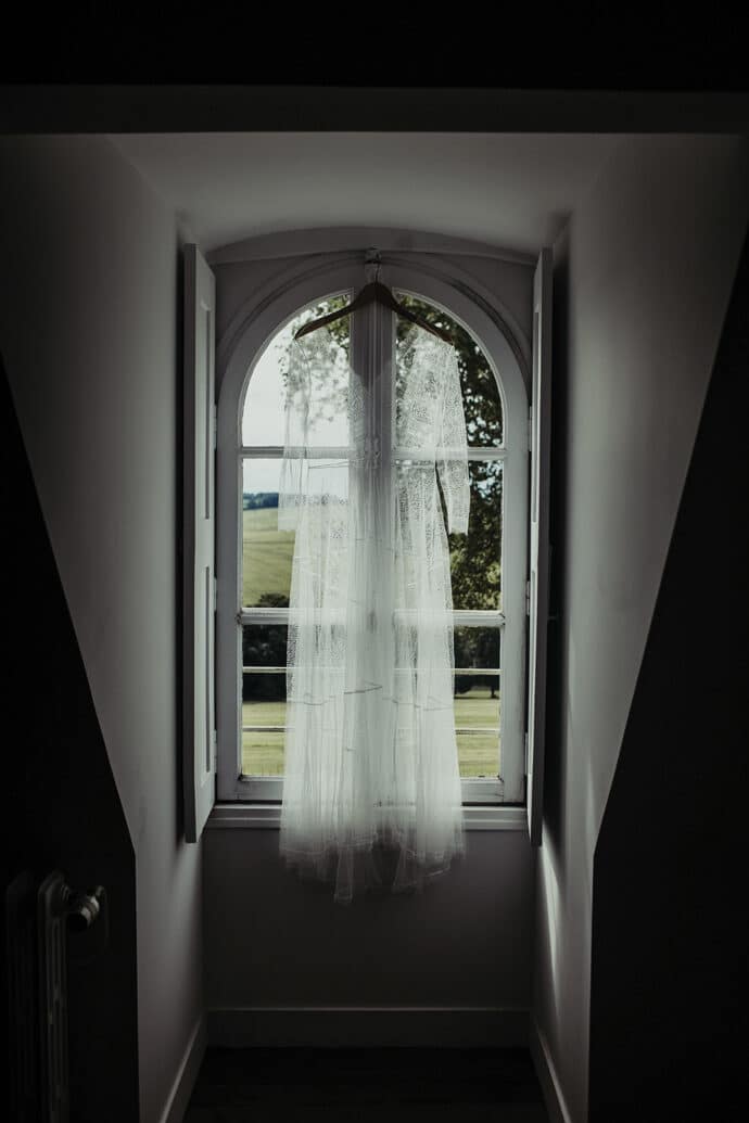 robes_de_mariee_adelie_metayer_collection_chiffons_bleus_paris_wedding_blog_mariage_donne_moi_ta_main_47-9146535