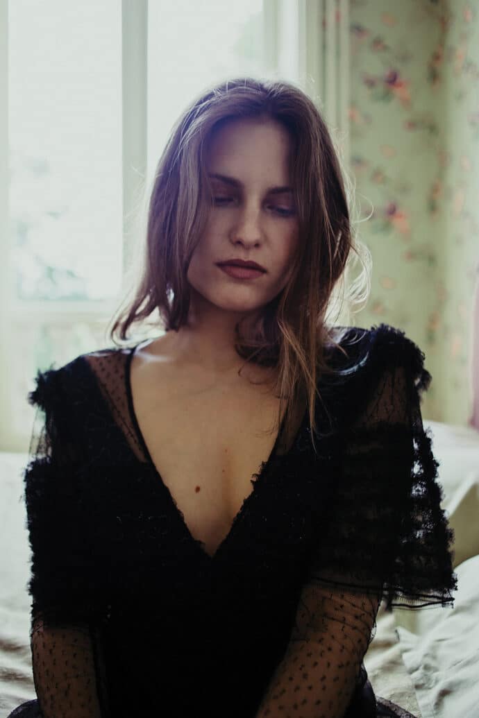 robes_de_mariee_adelie_metayer_collection_chiffons_bleus_paris_wedding_blog_mariage_donne_moi_ta_main_59-9520945