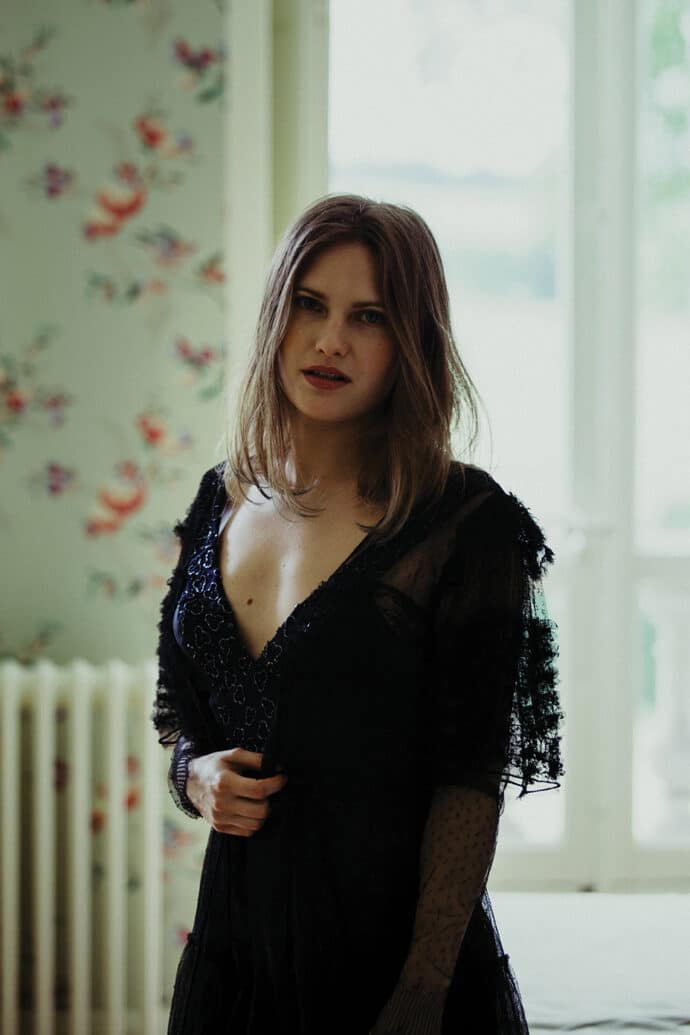 robes_de_mariee_adelie_metayer_collection_chiffons_bleus_paris_wedding_blog_mariage_donne_moi_ta_main_67-1007809