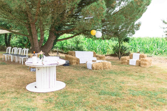 mariage_celine_benjamin_vendee_pays_de_la_loire_decoration_lieu_de_reception_photographe_wedding_blog_66-3225891