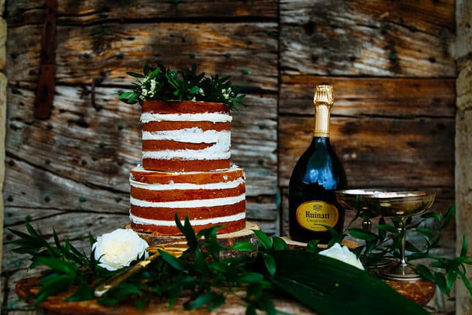 shooting_inspiration_mariage_chic_dans_les_pierres_dorees_decoration_wedding_planner_photographe_blog_23-6115905