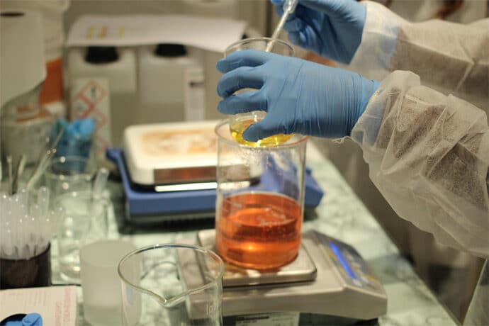 test_evjf_atelier_bougies_l_aurore_blogueuses_paris_blog_mariage_10-4075612