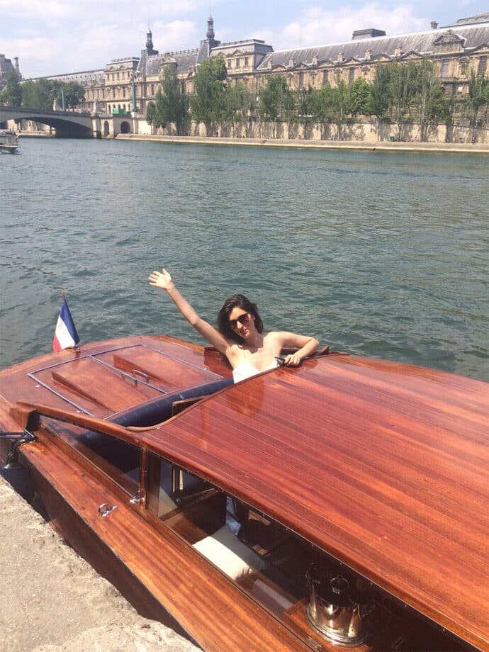 test_evjf_croisiere_seine_avenue_paris_ancien_taxi_venitien_blogueuses_paris_blog_mariage_02-8142922