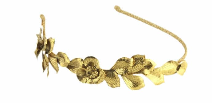 creatrices_bijoux_de_tete_headband_serre_tete_couronne_de_fleurs_mariage_suzanne_ceremony_paris_wedding_blog_mariage_17-9612061