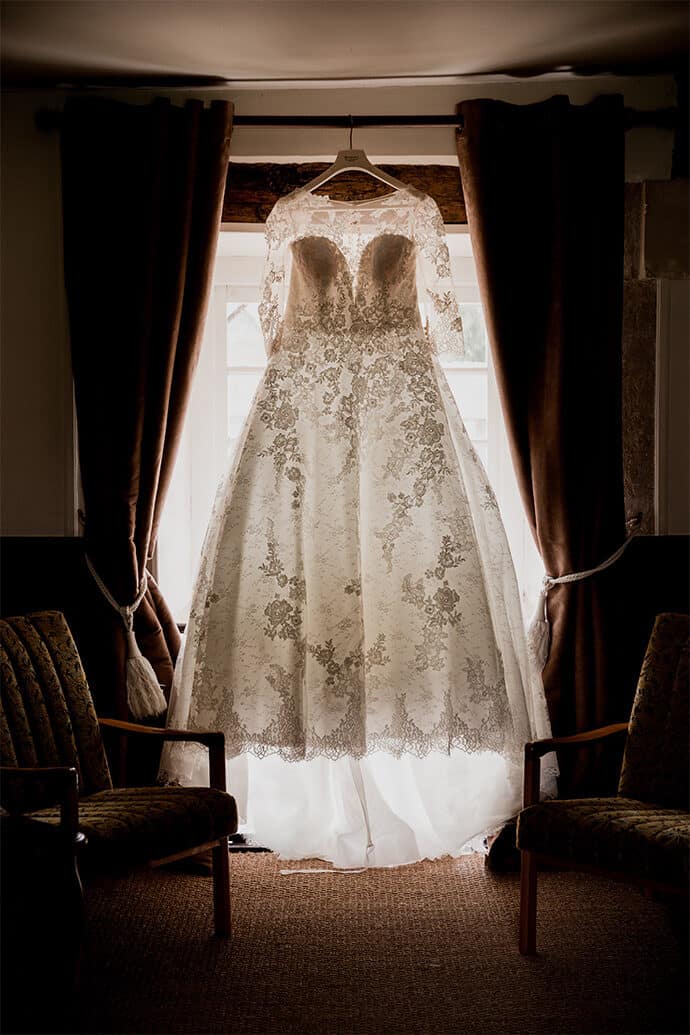 mariage_amandine_timothee_domainedeverderonne_oise_lieudereception_preparatifs_decoration_robedemariee_photographe_camille_collin_blog_mariage_01-6317106