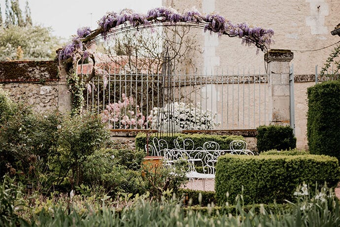 mariage_amandine_timothee_domainedeverderonne_oise_lieudereception_preparatifs_decoration_robedemariee_photographe_camille_collin_blog_mariage_47-5611083