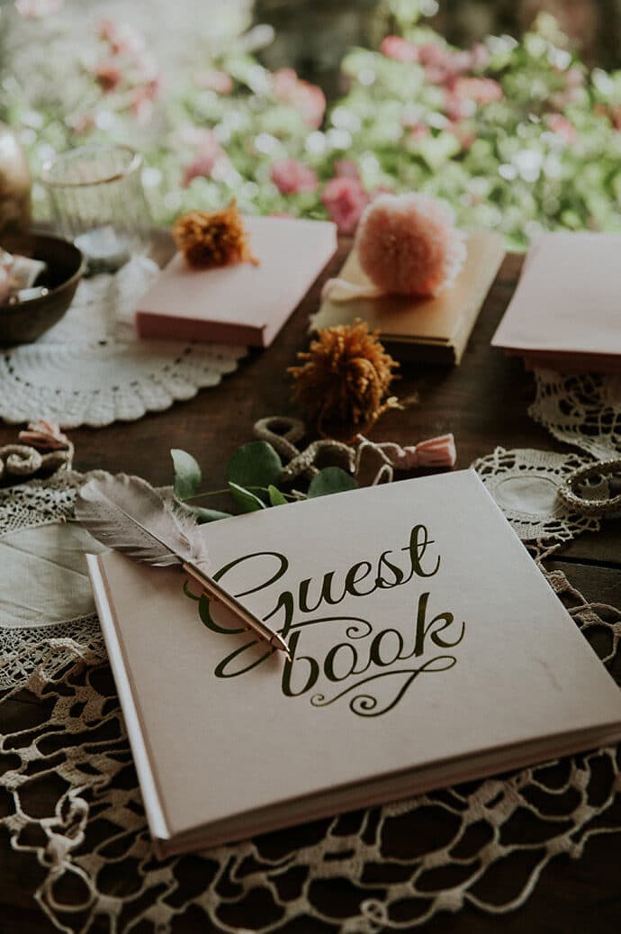 mariage_lac_dannecy_lieu_de_reception_traiteur_decoration_romantique_chic_oriental_photographe_madame_a_photographie_blog_mariage_57-8268673