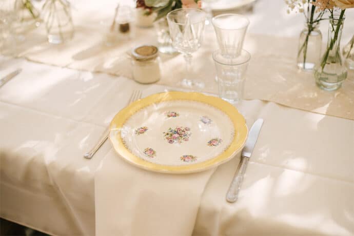 mariage_sophie_guillaume_eco_responsable_wedding_planner_artisevenement_robe_de_mariee_fleuriste_decoration_photographe_lisebery_blog_mariage_53-1219312