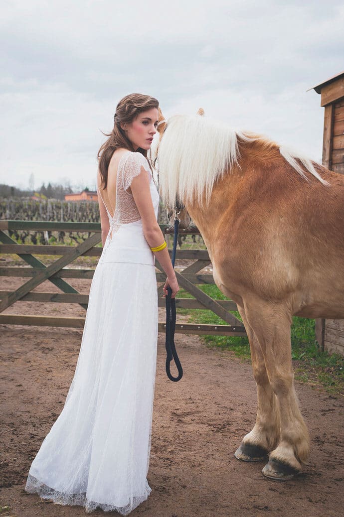 robes_de_mariee_aurelia_hoang_collection_2017_lyon_auvergne_rhone_alpes_blog_mariage_13-7368975