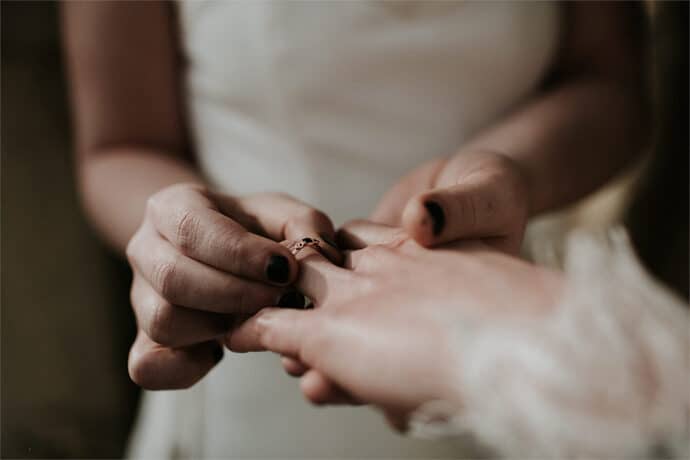 shooting_dinspiration_mariage_intimiste_decoration_robe_de_mariee_photographe_aurelien_bretonniere_blog_mariage_41-2509679