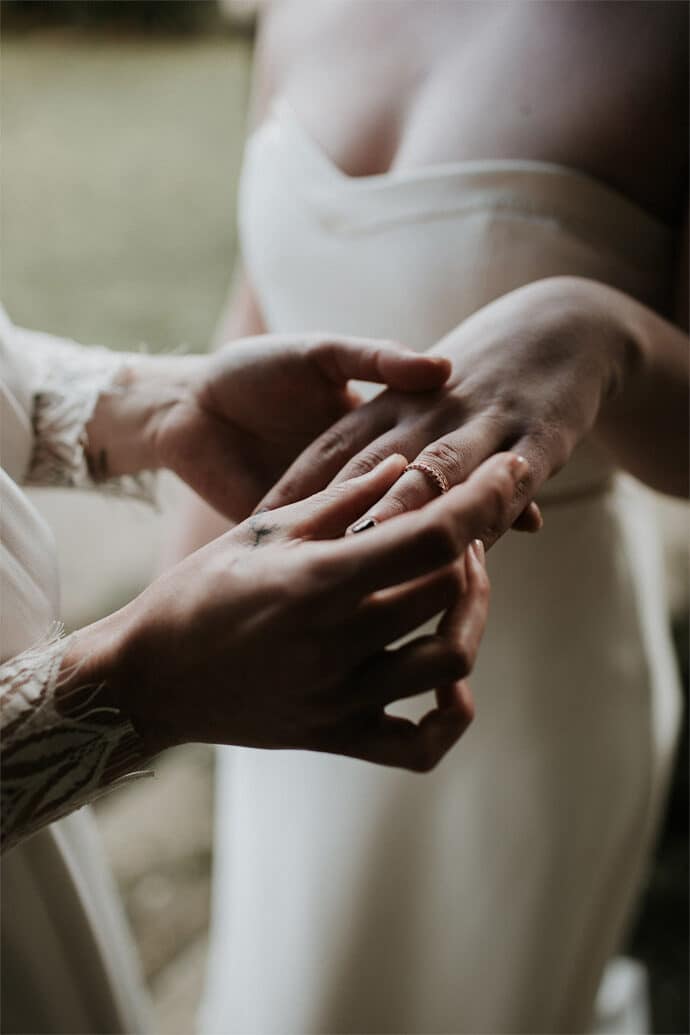 shooting_dinspiration_mariage_intimiste_decoration_robe_de_mariee_photographe_aurelien_bretonniere_blog_mariage_43-2809412