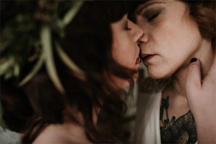 shooting_dinspiration_mariage_intimiste_decoration_robe_de_mariee_photographe_aurelien_bretonniere_blog_mariage_55-7732556