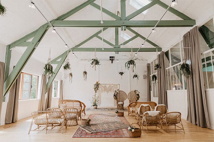 shooting_inspiration_mariage_boheme_industriel_lieu_reception_paris_decoration_scenographie_location_robesdemariee_photographe_blog-mariage_05-1459711