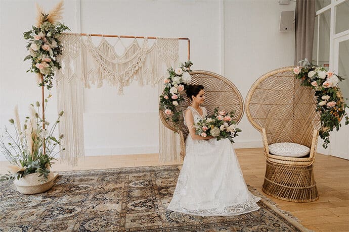 shooting_inspiration_mariage_boheme_industriel_lieu_reception_paris_decoration_scenographie_location_robesdemariee_photographe_blog-mariage_25-1281235