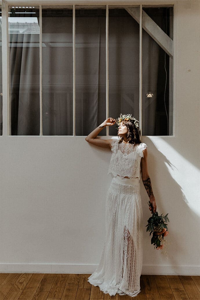 shooting_inspiration_mariage_boheme_industriel_lieu_reception_paris_decoration_scenographie_location_robesdemariee_photographe_blog-mariage_49-9478608