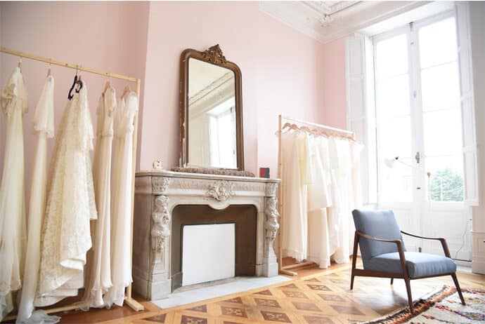 boutique_felicie_oh_oui_robes_de_mariee_createurs_delphine_manivet_lorafolk_donatelle_godart_houghton_ny_bordeaux_blog_mariage_02-7443081