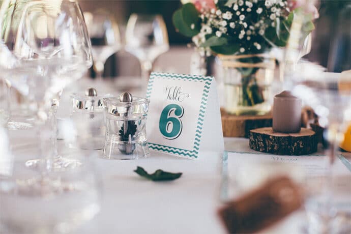 mariage_charlotte_stephane_departement_loire_auvergne_rhone_alpes_decoration_lieu_de_reception_photographe_robe_de_mariee_blog_01_05-2035716