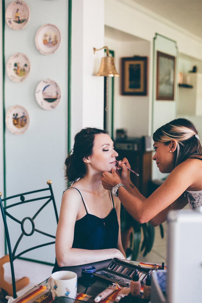 mariage_charlotte_stephane_departement_loire_auvergne_rhone_alpes_decoration_lieu_de_reception_photographe_robe_de_mariee_blog_05-4289353