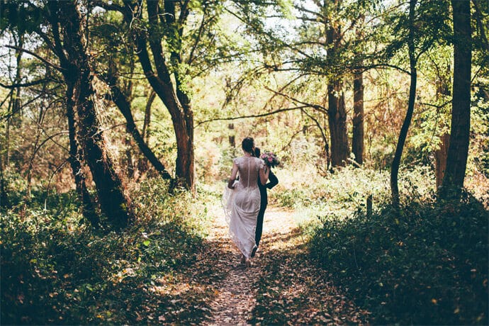 mariage_charlotte_stephane_departement_loire_auvergne_rhone_alpes_decoration_lieu_de_reception_photographe_robe_de_mariee_blog_25-3258622