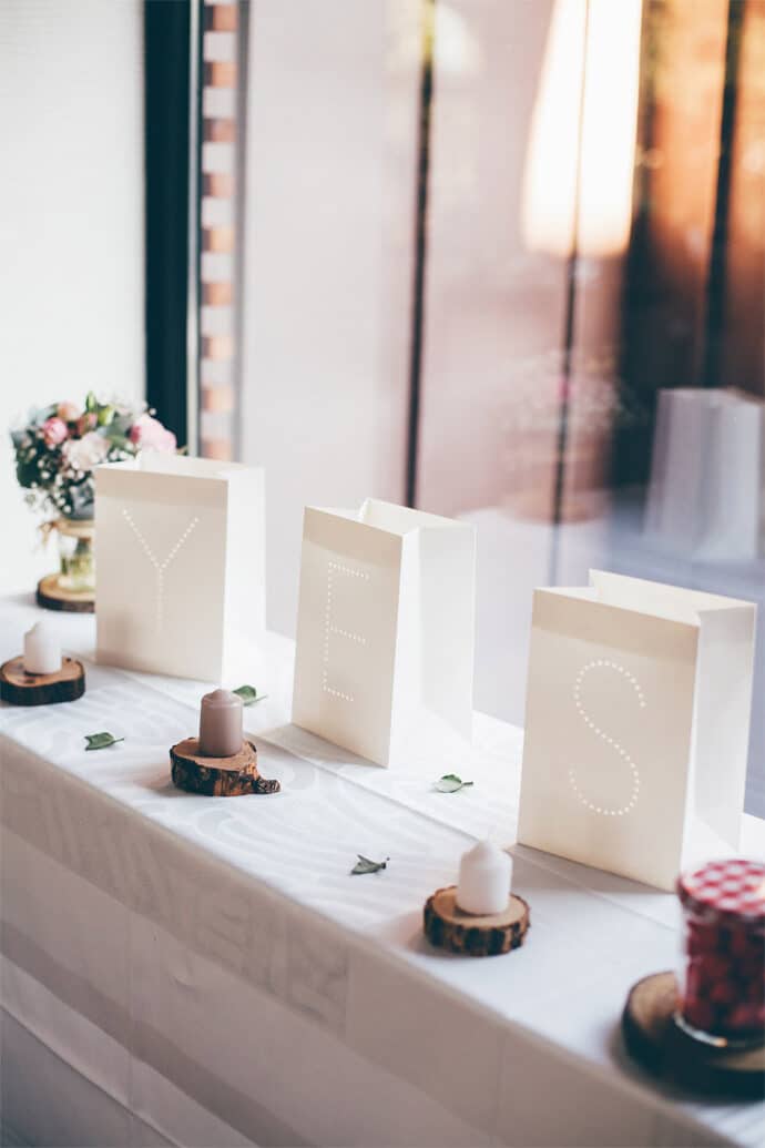 mariage_charlotte_stephane_departement_loire_auvergne_rhone_alpes_decoration_lieu_de_reception_photographe_robe_de_mariee_blog_71-3335971